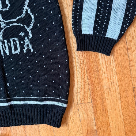 Fun Vintage 80s Pandi Panda sweater - Picture 4 of 9